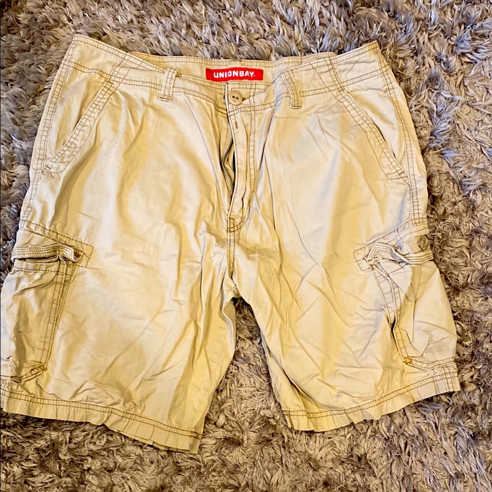 Unionbay Men's Tan Cargo Shorts